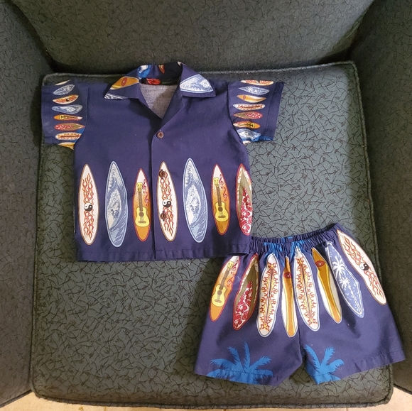 Little Ali'i Hawaiian Surfer Set - 6 months - Picture 2 of 4
